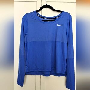 Nike Women's Dri-Fit Long Sleeve City Core Running Top